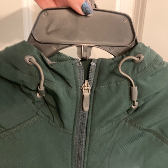 Columbia Michigan State rain resistant zip up jacket - Picture 9 of 9